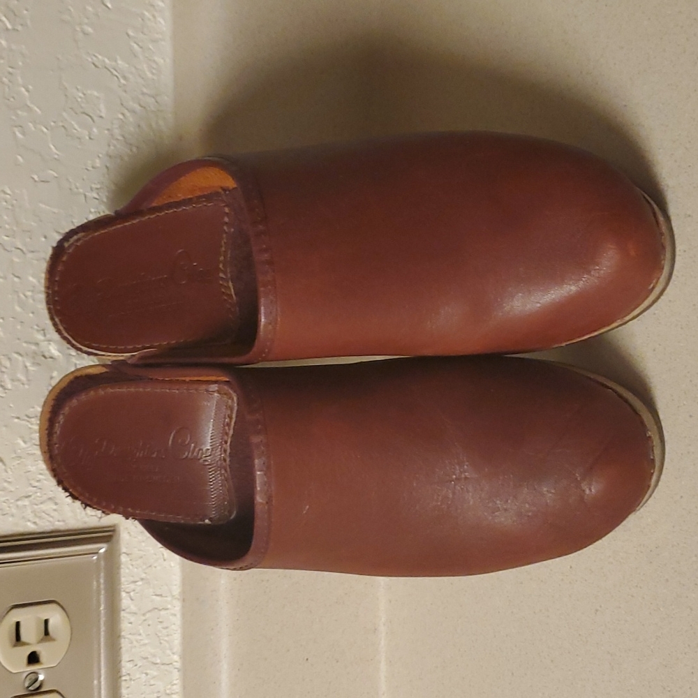 Olof   Daughters clogs